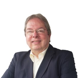 Retrato de Guilherme Pereira Lima, criador do Archai Pro